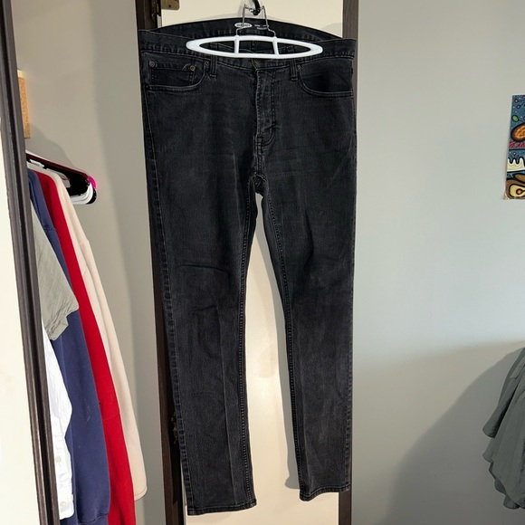 Old Navy Jeans - Picture 1 of 2
